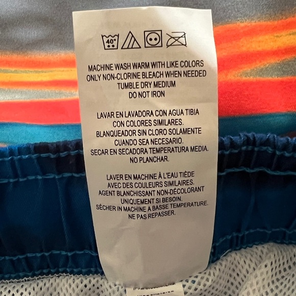 Under Armour Serenity View Board Swim Shorts Midnight Navy Size YLG NWT - Picture 10 of 12